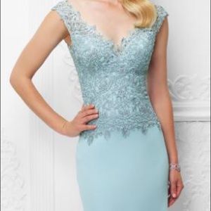 Formal gown Montage by Mon Cheri 117919 “Water”